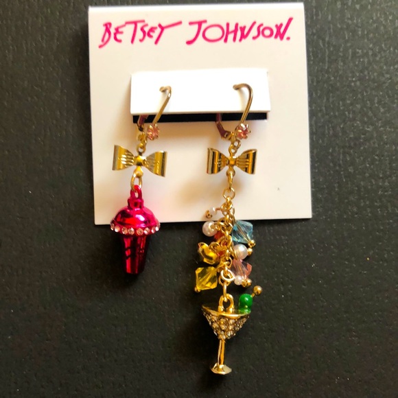 Betsey Johnson Gold Tone Party Animal Shake It Cocktail Mismatch Drop Earrings - Picture 1 of 9
